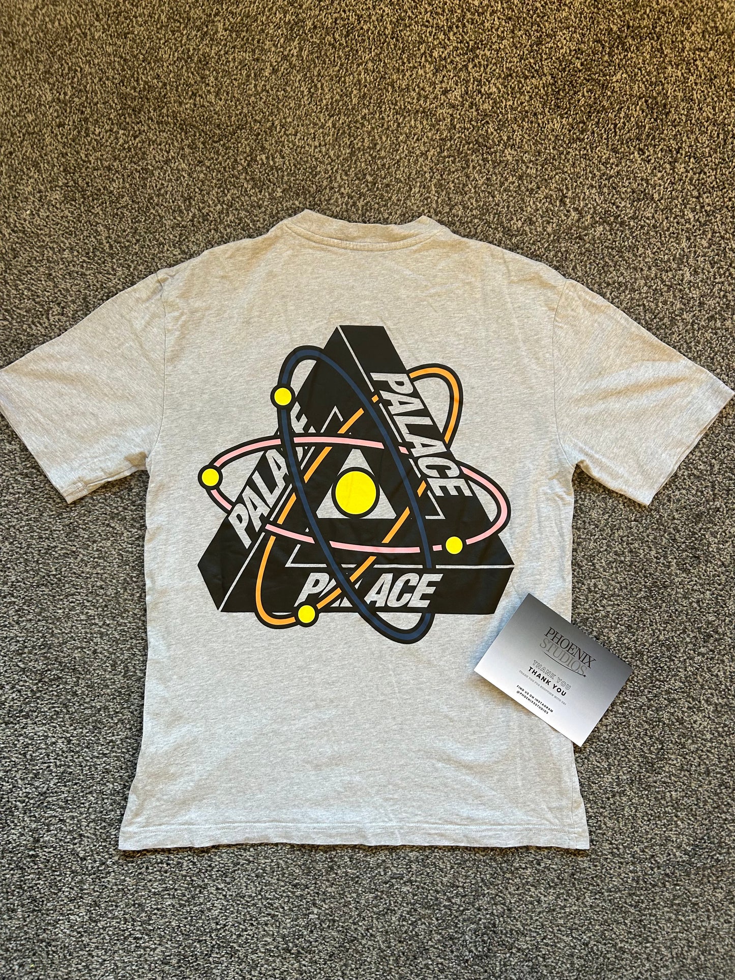 Palace 'tri atoms' t shirt grey